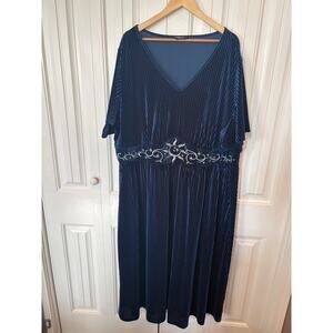 BLOOMCHIC Blue Velvet Maxi Dress Size 26